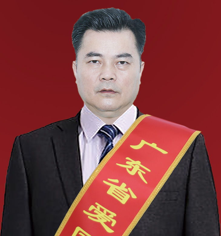 曹国文.jpg